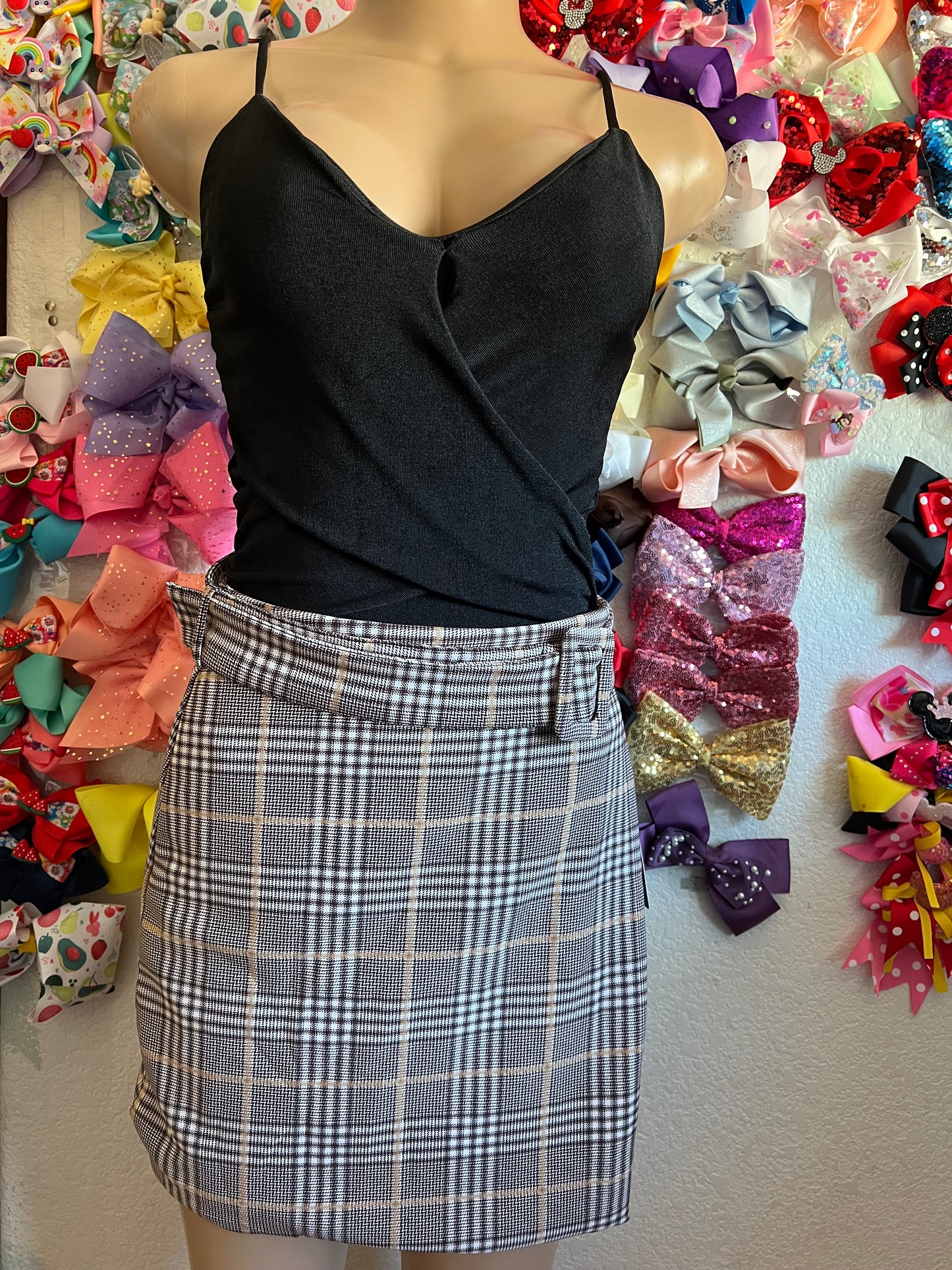 plaid skirt