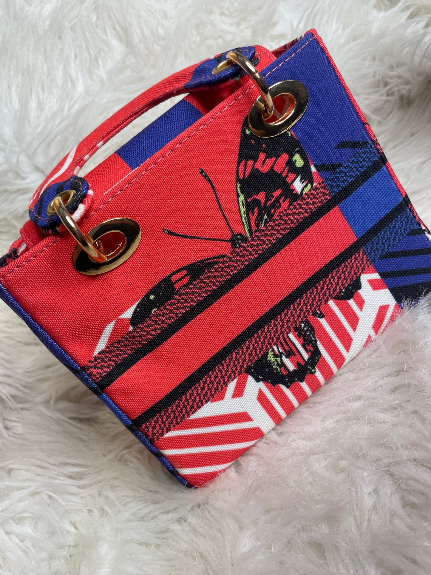 Mini handbag inspired by Dior